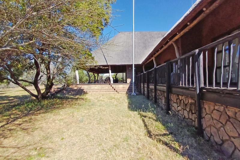 5 Bedroom Property for Sale in Vaalkop Dam North West